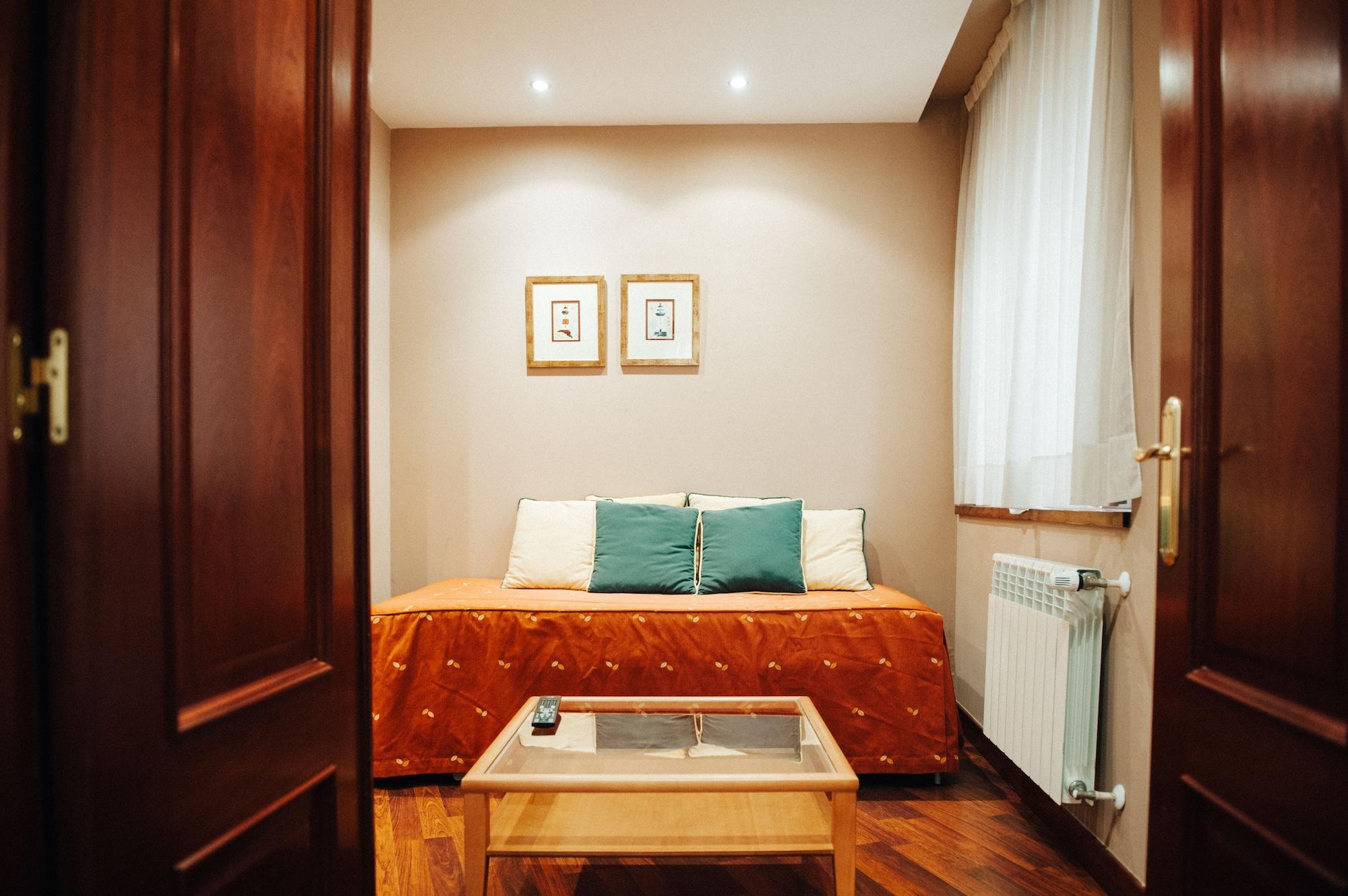 Hotel Carreno Ов'єдо Екстер'єр фото