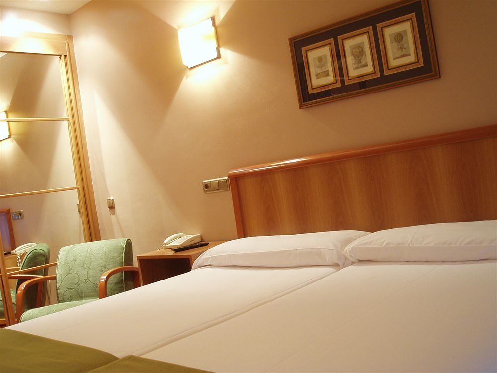 Hotel Carreno Ов'єдо Екстер'єр фото