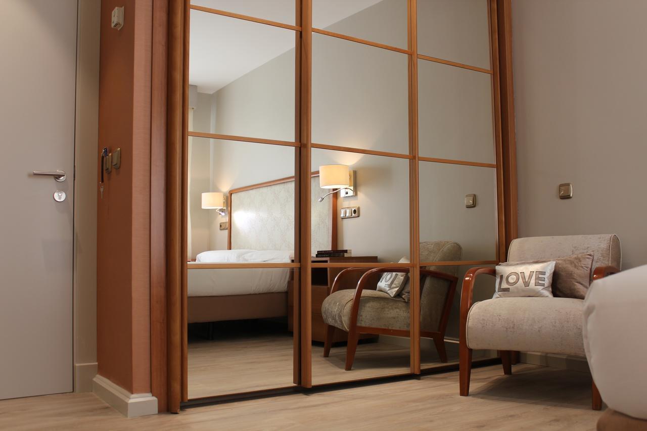 Hotel Carreno Ов'єдо Екстер'єр фото