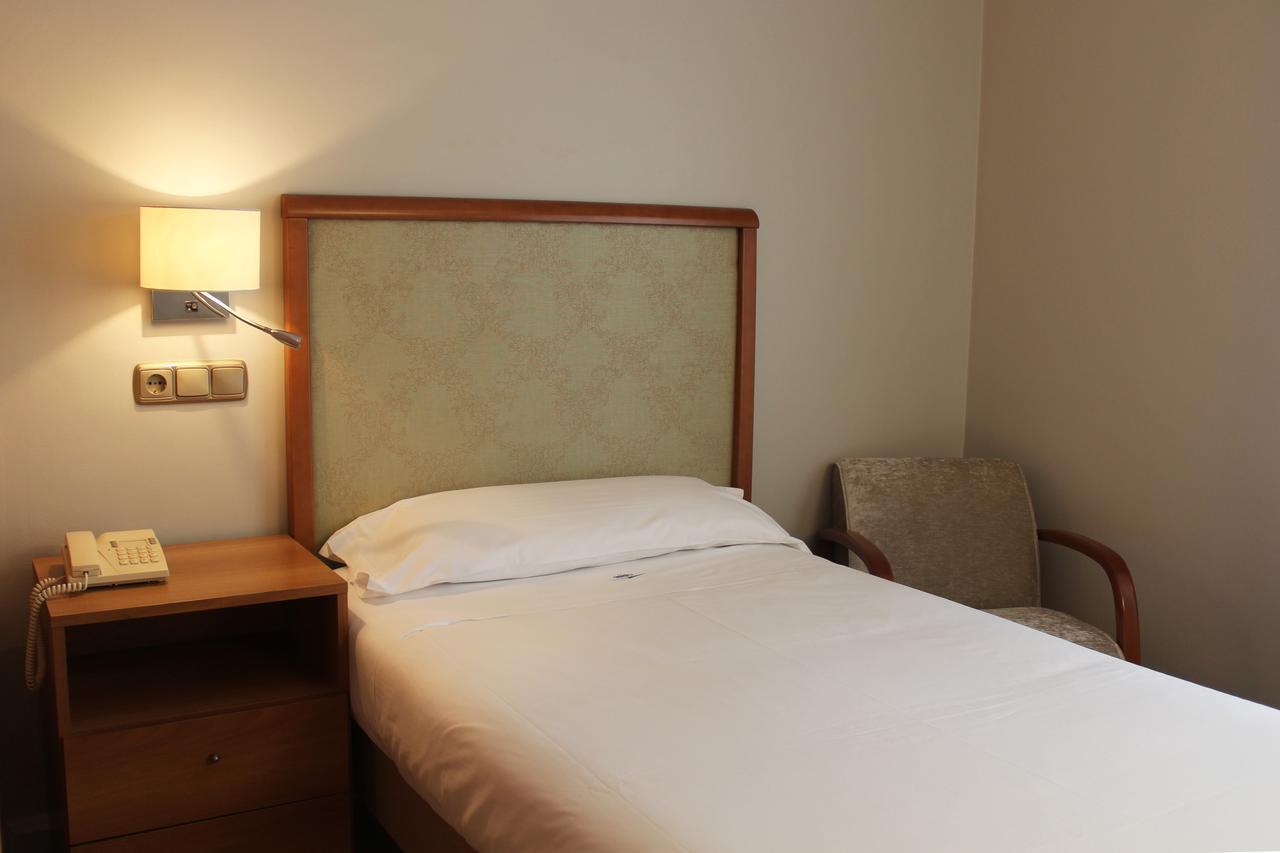 Hotel Carreno Ов'єдо Екстер'єр фото